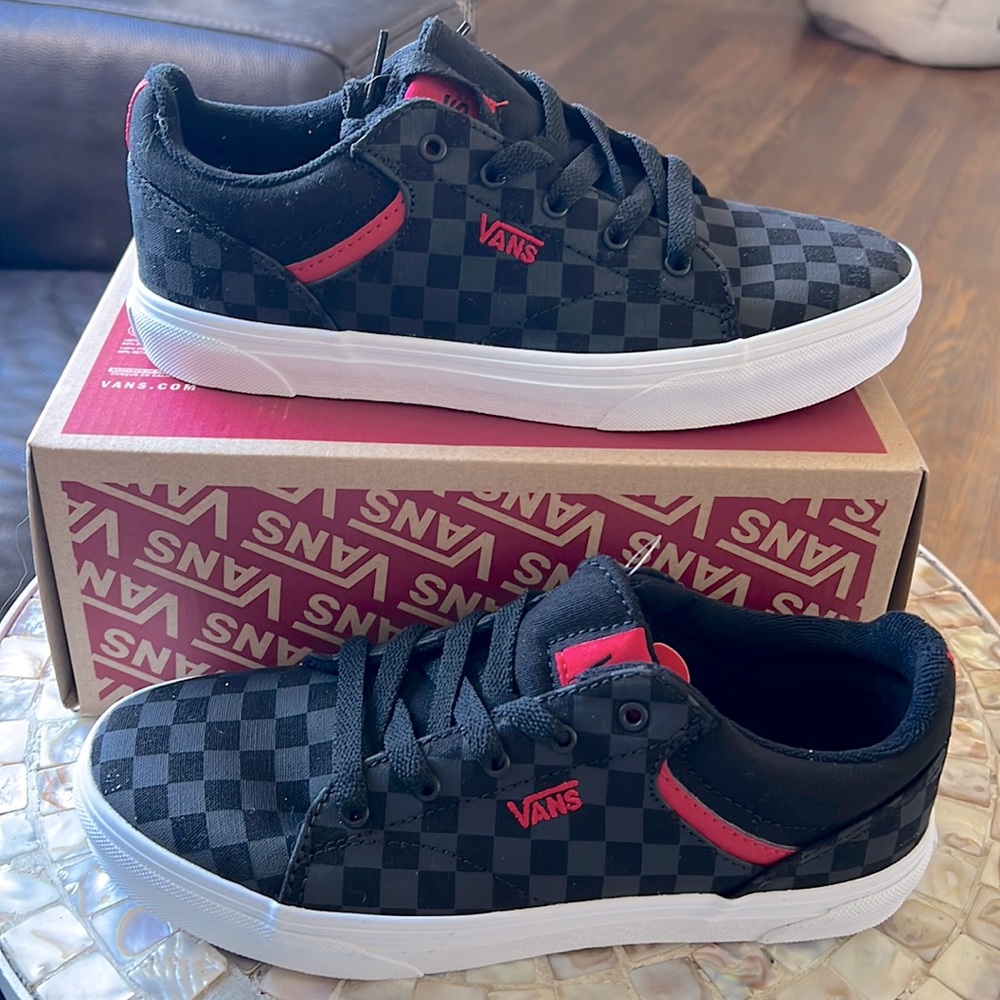 Seldan Vans